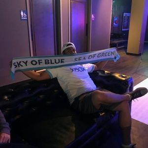 Meet your Posher, Everett